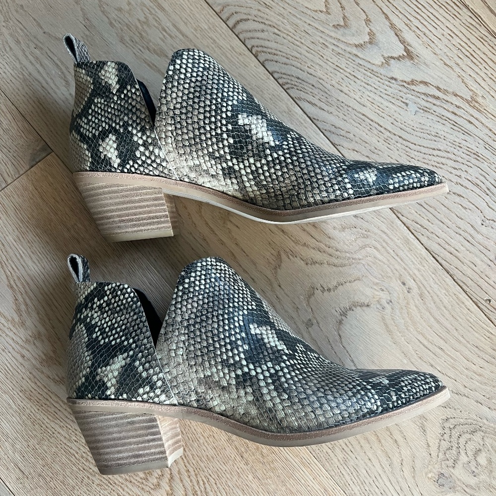 Dolce Vita snake skin cut out booties